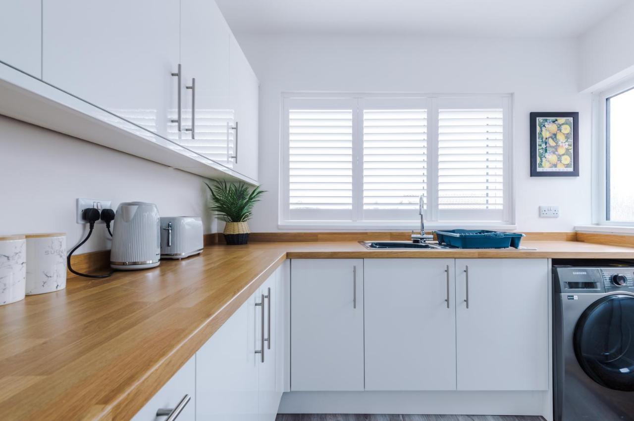 Holiday home Lincroft House - 3bed Luxury Retreat Serviced Away From *